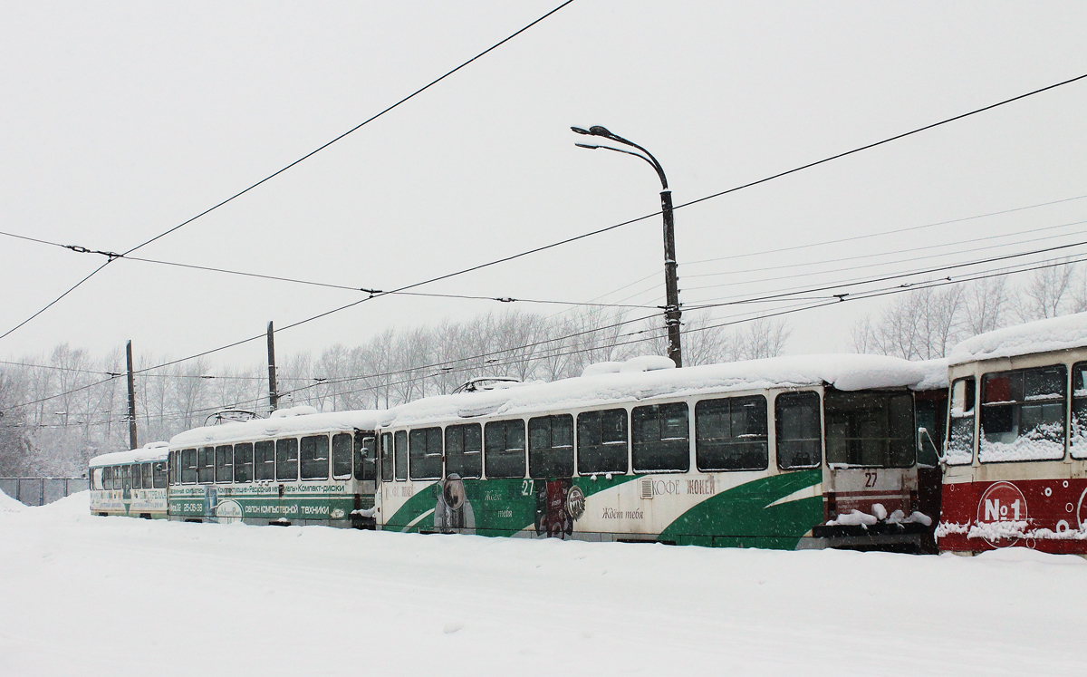 Нижний Тагил, 71-402 № 27