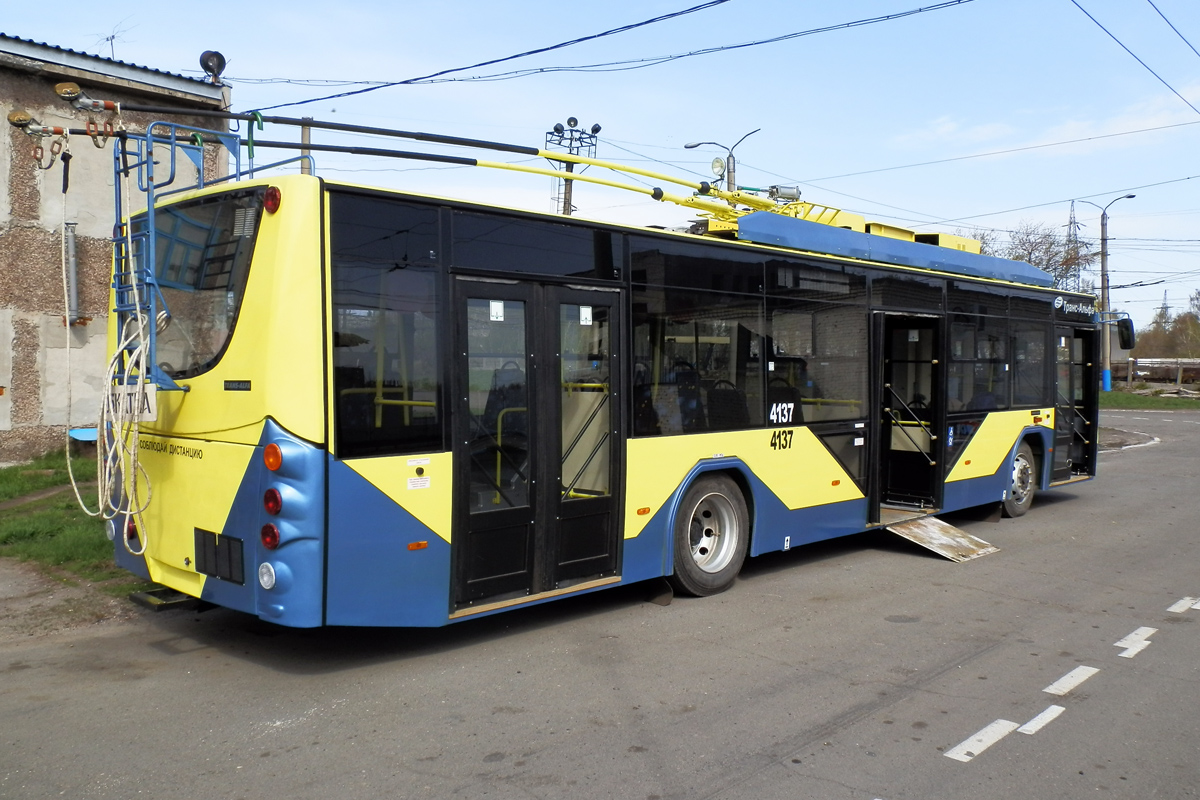 Barnaul, VMZ-5298.01 “Avangard” № 4137