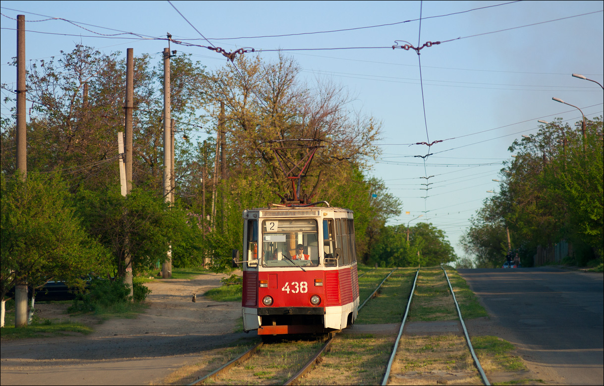 Krivij Rih, 71-605 (KTM-5M3) Br. 438