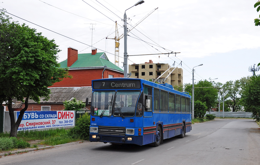 Таганрог, DAF Den Oudsten B79T-KM560 / Kiepe № 0144