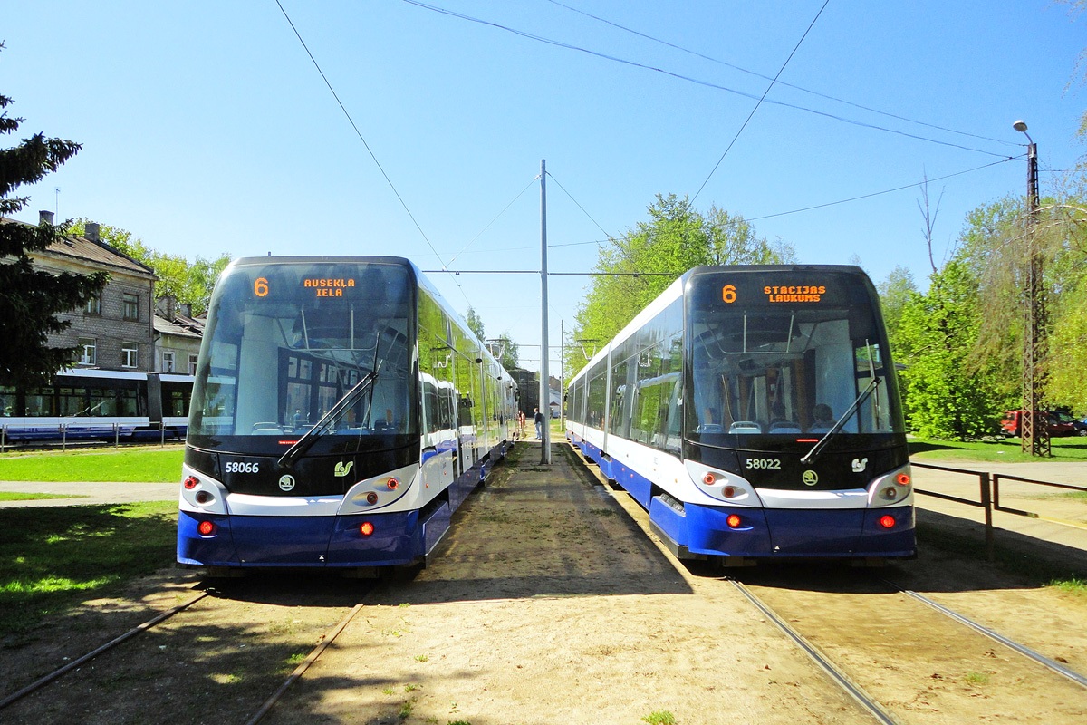 Рига, Škoda 15T1 ForCity Alfa Riga № 58066; Рига, Škoda 15T1 ForCity Alfa Riga № 58022