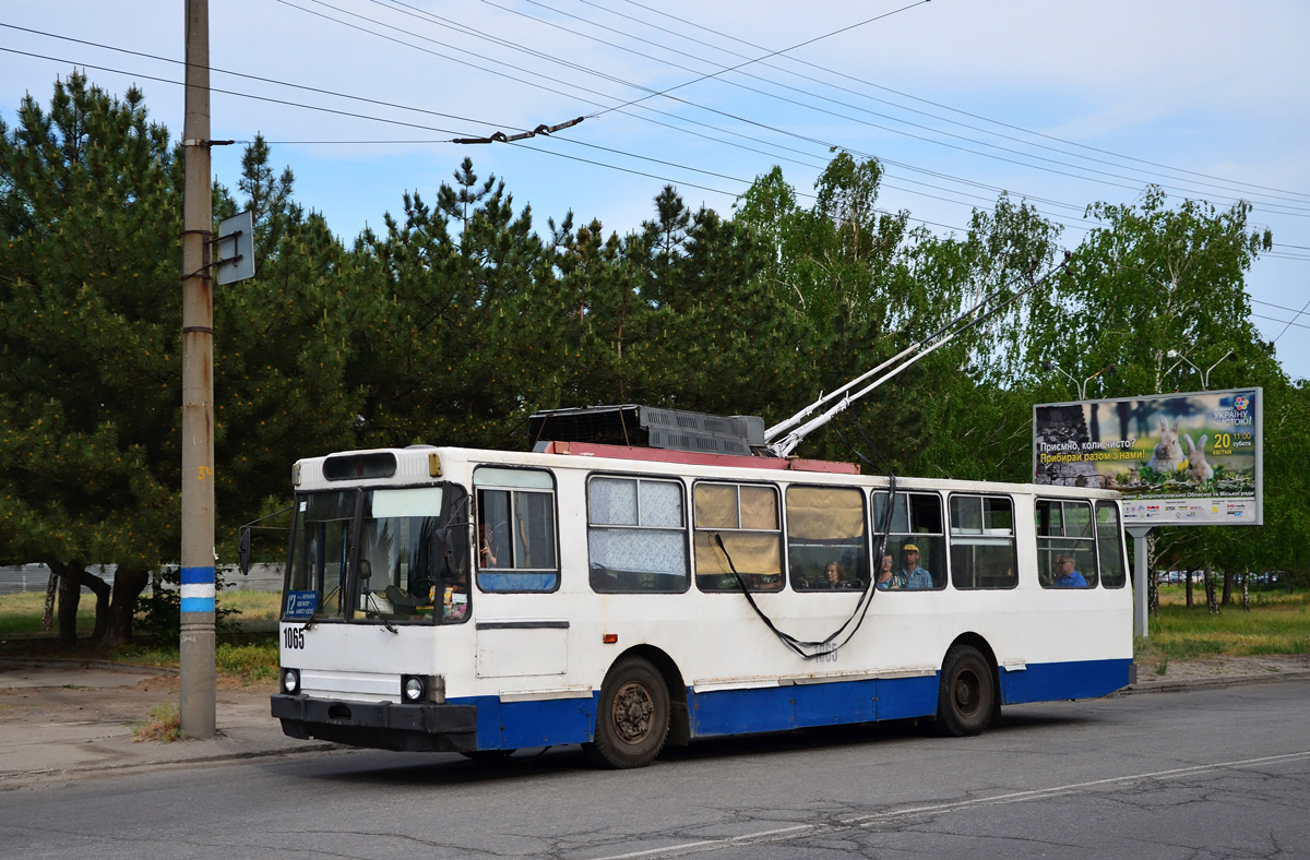 Днепр, ЮМЗ Т1Р (Т2П) № 1065