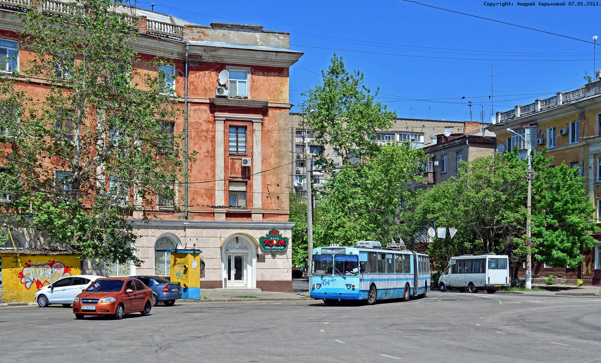 Херсон, ЗиУ-683Б [Б00] № 454