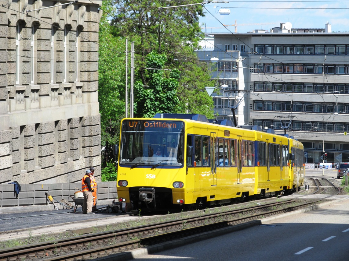 Штутгарт, Duewag DT8.S № 4146