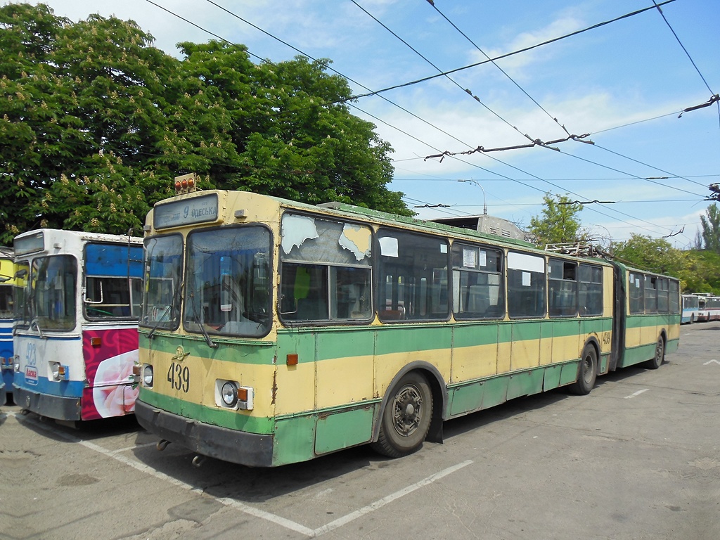 Herszon, ZiU-683V01 — 439