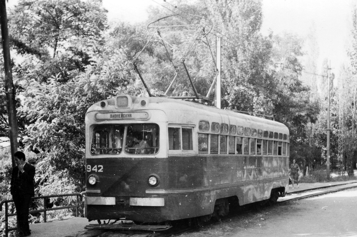 Одесса, МТВ-82 № 942