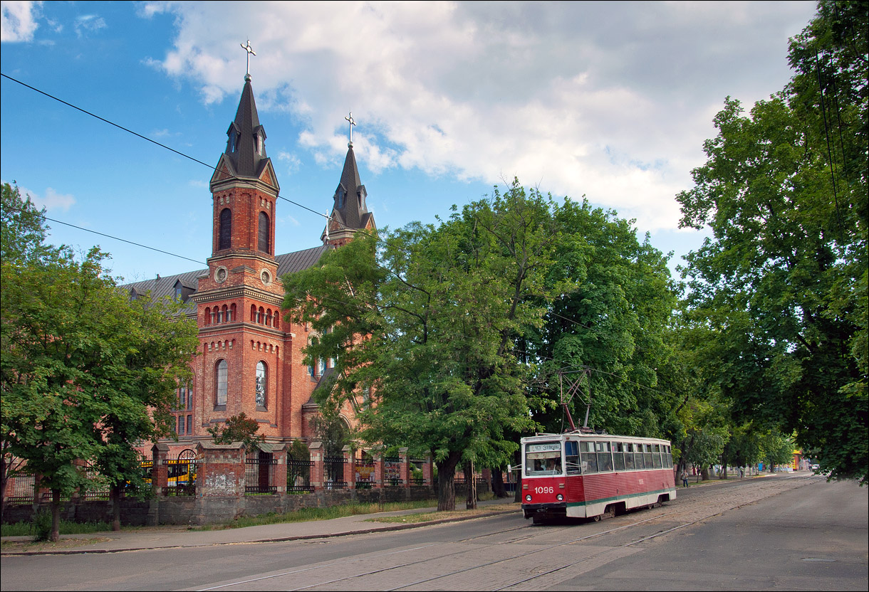 Николаев, 71-605 (КТМ-5М3) № 1096
