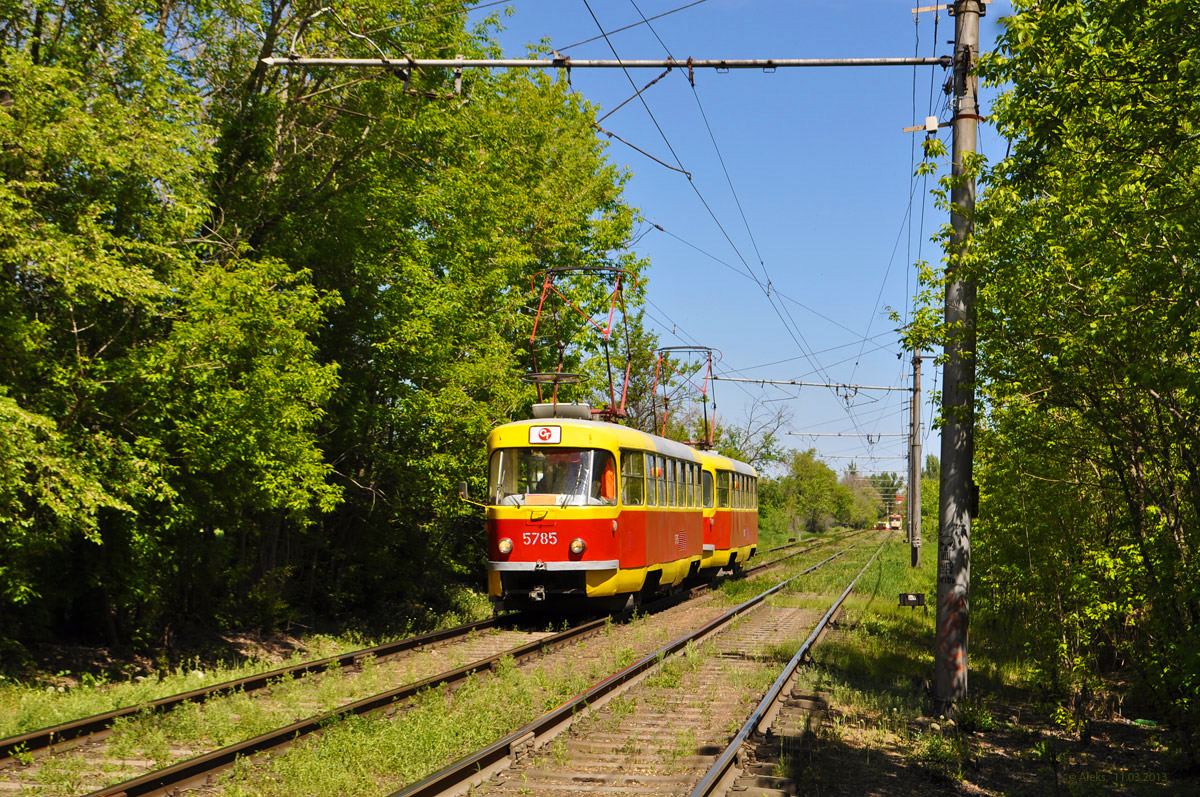Volgograd, Tatra T3SU # 5785; Volgograd, Tatra T3SU # 5780 Volgograd, Tatra T3SU # 5785; Volgograd, Tatra T3SU # 5780