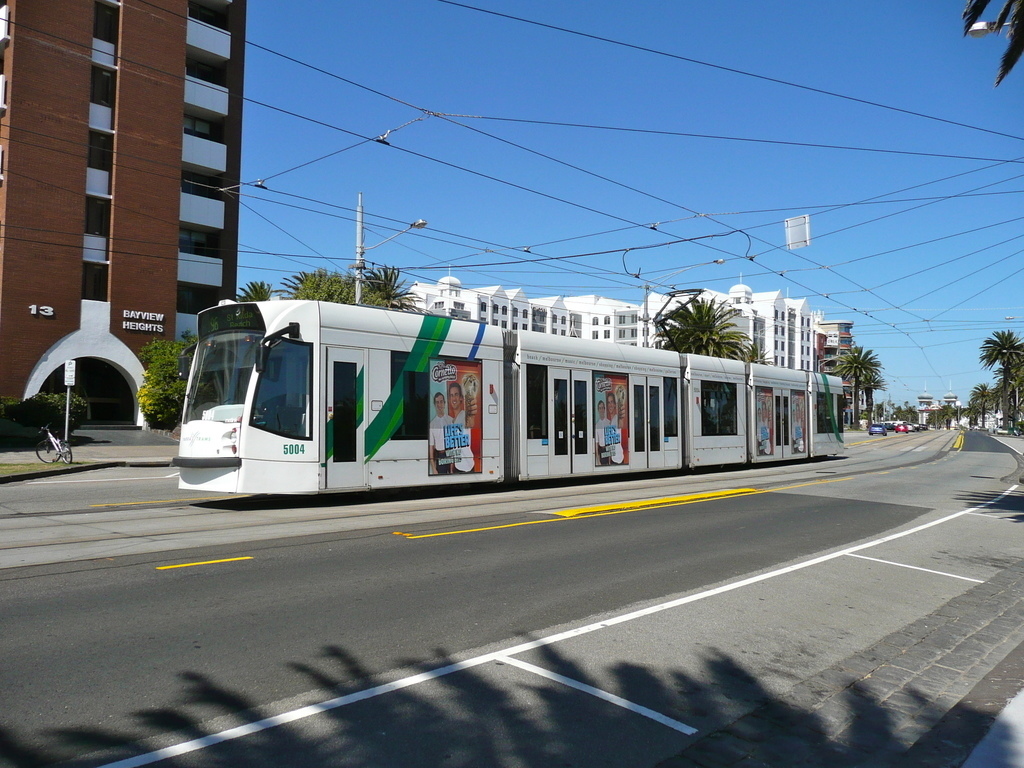 Melbourne, Siemens Combino D2 Class # 5004 Melbourne, Siemens Combino D2 Class # 5004