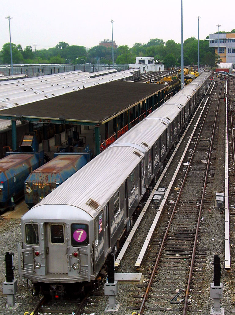 Нью-Йорк, Bombardier R62A № 2080