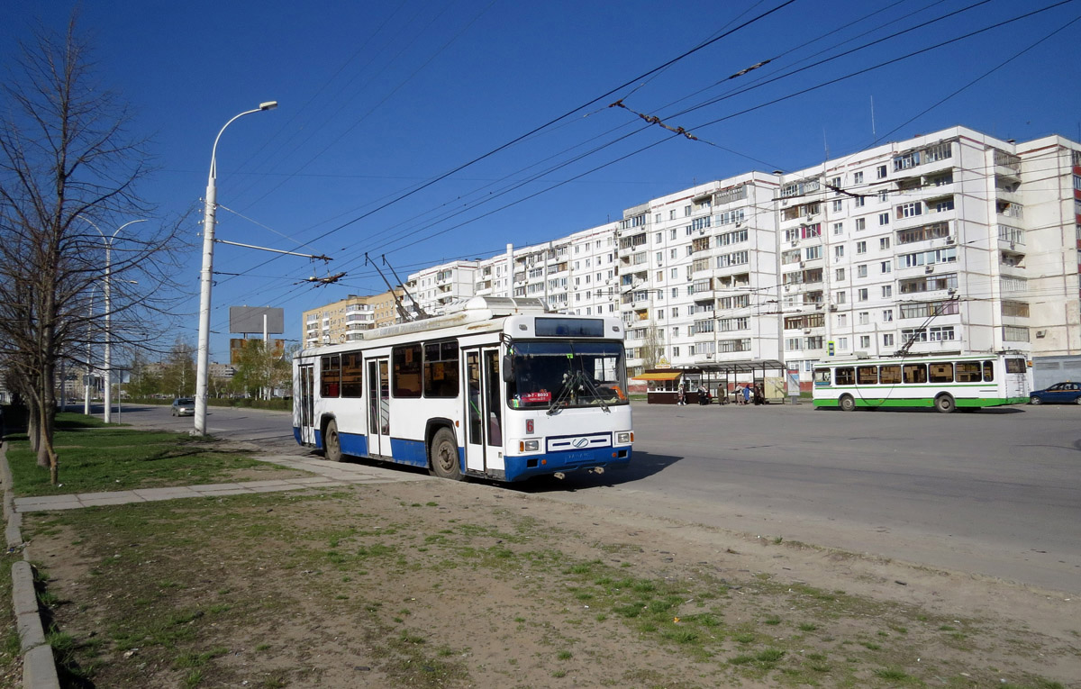 Волгодонск, БТЗ-52761Р № 6; Волгодонск, ЛиАЗ-5280 (ВЗТМ) № 10