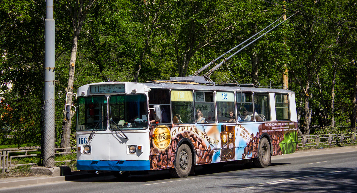 Екатеринбург, ЗиУ-682Г [Г00] № 166