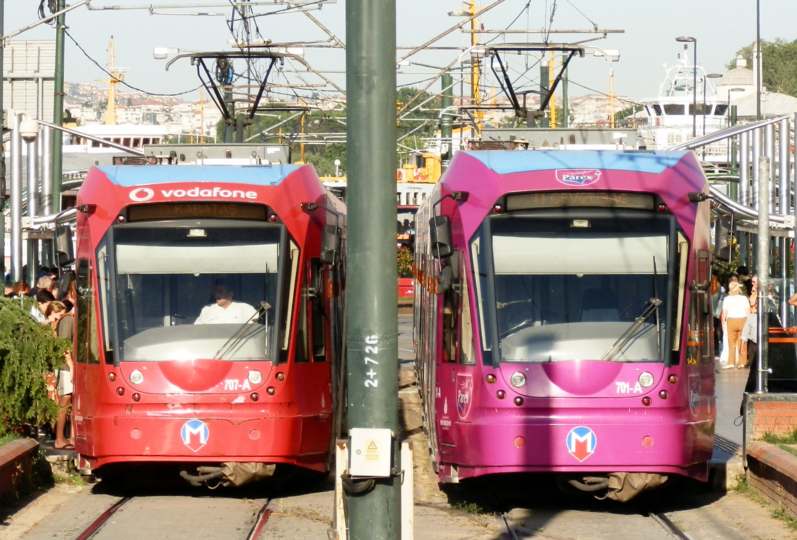 Стамбул, Bombardier Flexity Swift № 707; Стамбул, Bombardier Flexity Swift № 701