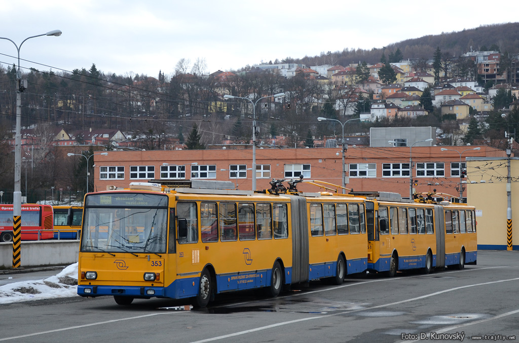 Злин, Škoda 15Tr13/6M № 353