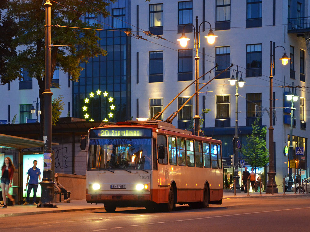 Вильнюс, Škoda 14Tr17/6M № 1651
