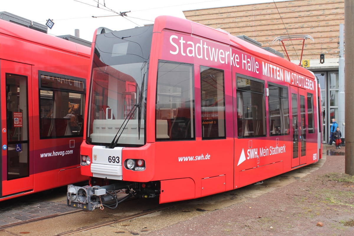 Halle, Bombardier MGT-K # 693 Halle, Bombardier MGT-K # 693