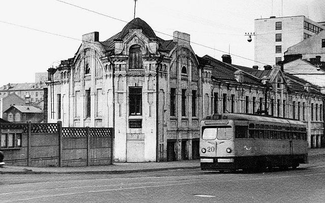 Vladivostok, MTV-82 č. 20; Vladivostok — Historic Photos — Tramway (1946-1970)