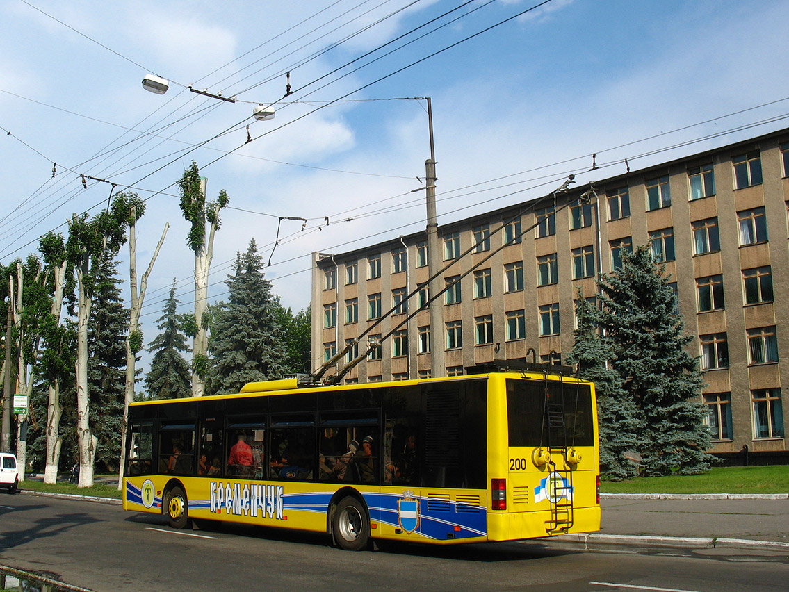 Кременчуг, ЛАЗ E183D1 № 200