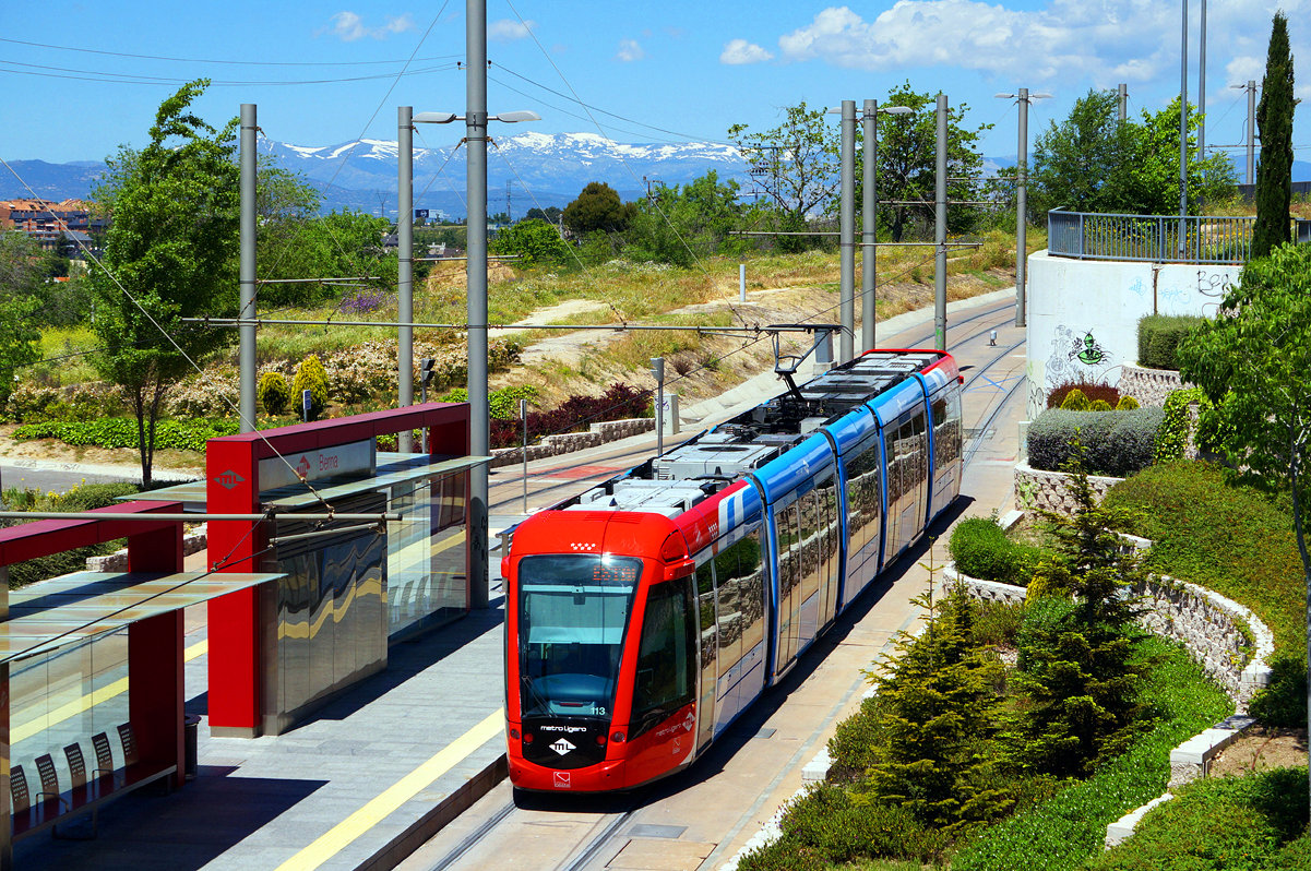 Мадрид, Alstom Citadis 302 № 113