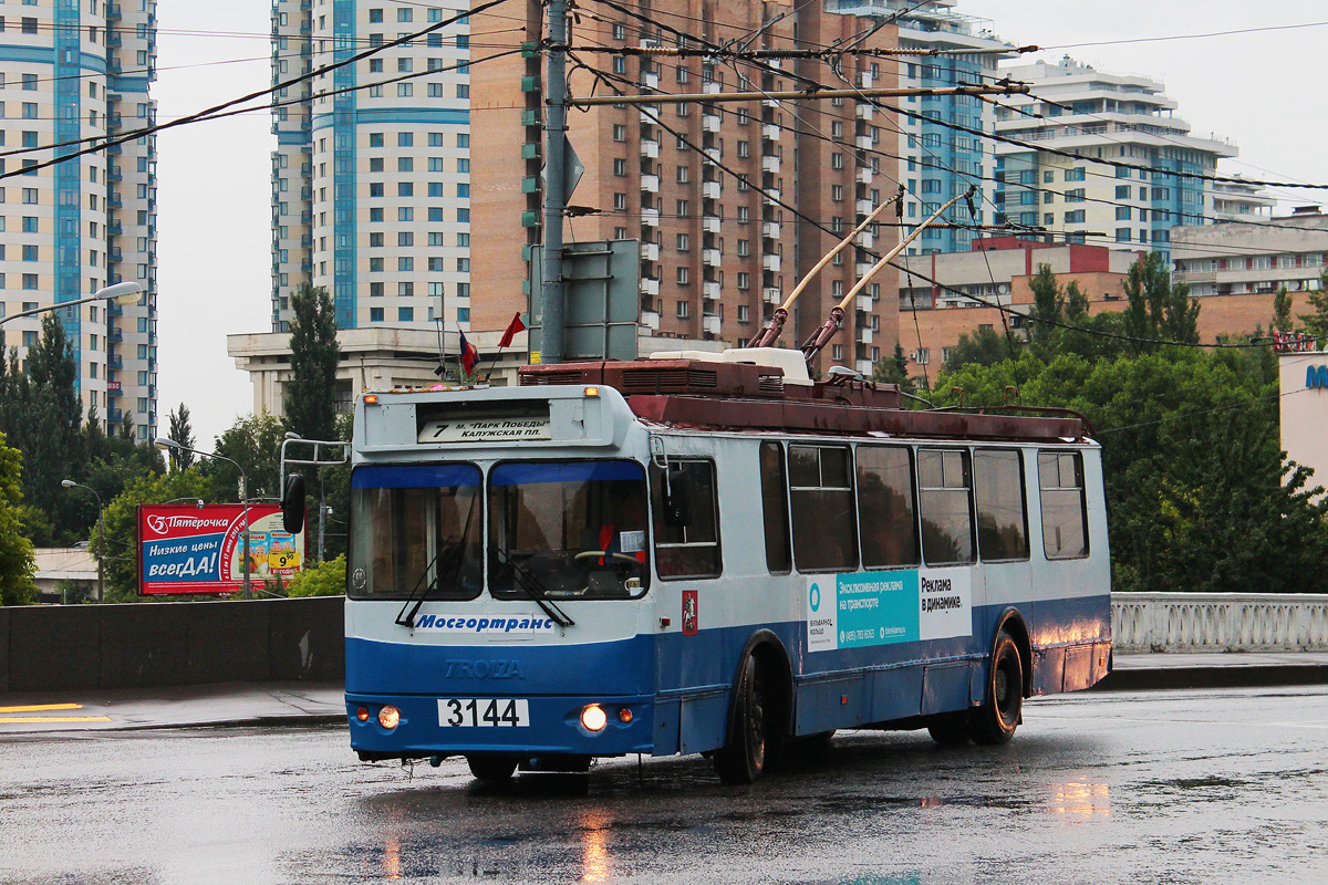 Москва, ЗиУ-682Г-016.02 (с широкой 1-й дверью) № 3144