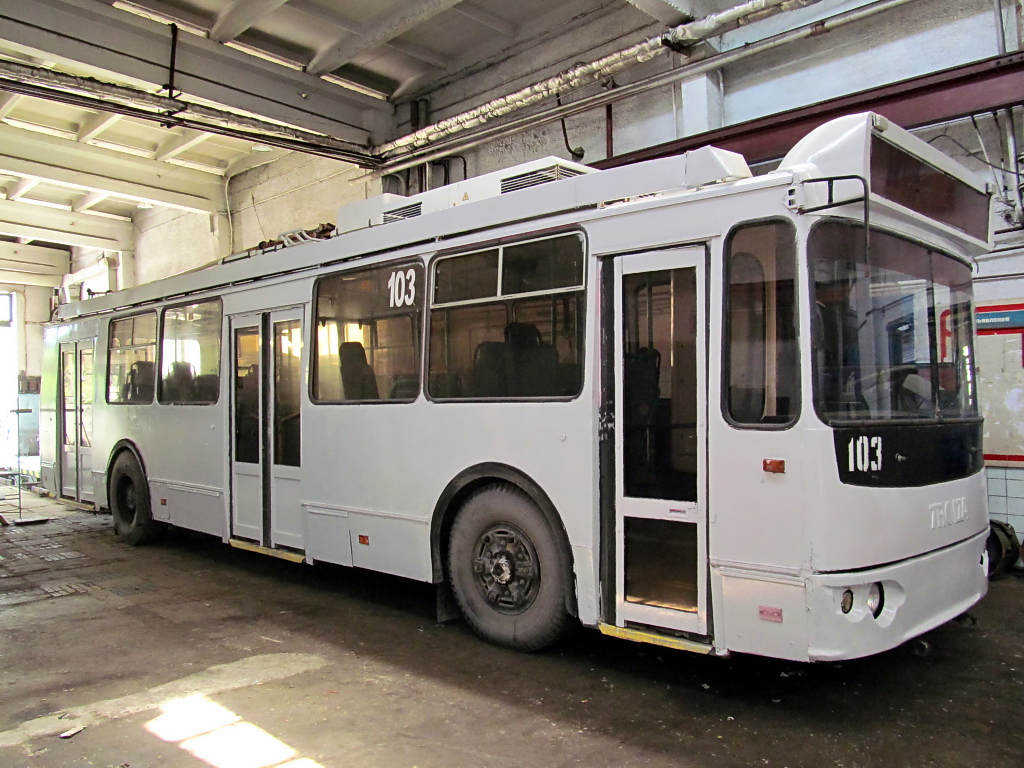 Новороссийск, ЗиУ-682Г-016.02 № 103