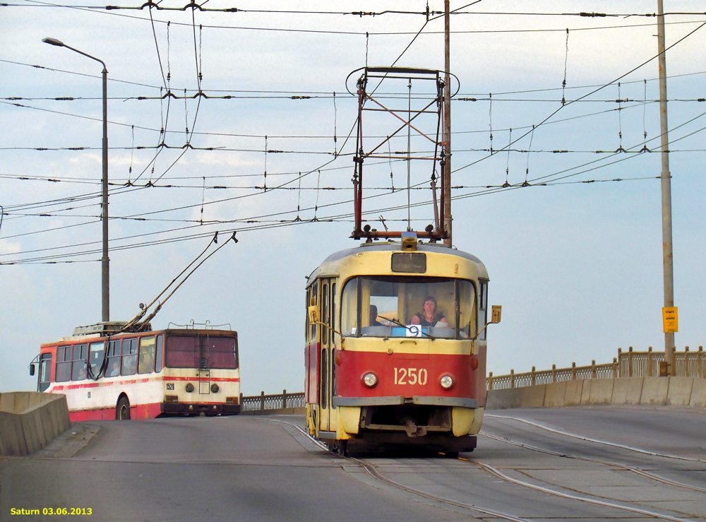 Днепр, Tatra T3SU № 1250
