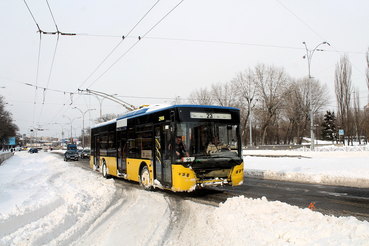 Киев, ЛАЗ E183D1 № 2906; Киев — Снегопад 22-24 марта 2013