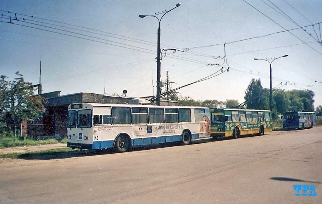 Luckas, ZiU-682V [V00] nr. 143