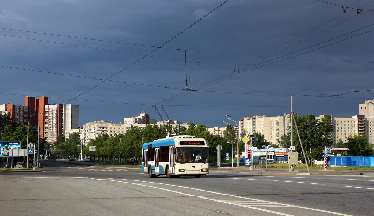 Санкт-Петербург, БКМ 321 № 2420