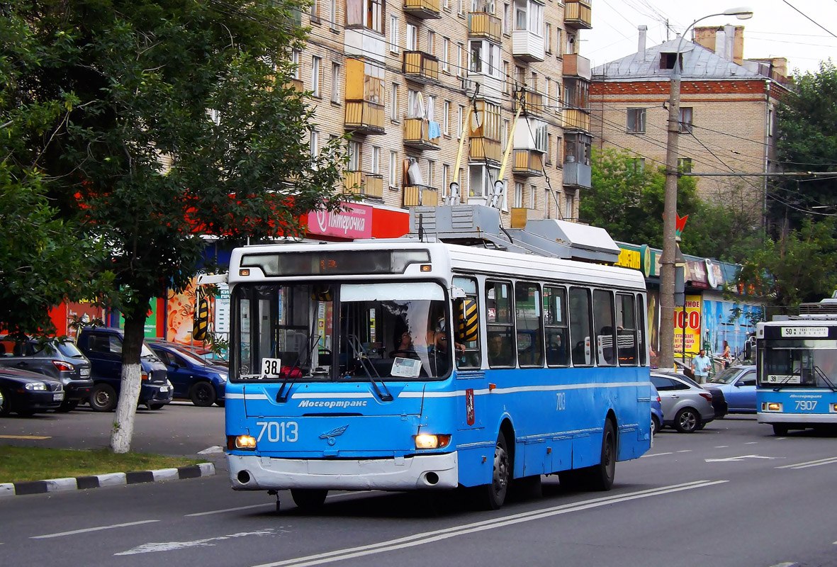 Москва, МТрЗ-5279-0000010 № 7013 Москва, МТрЗ-5279-0000010 № 7013