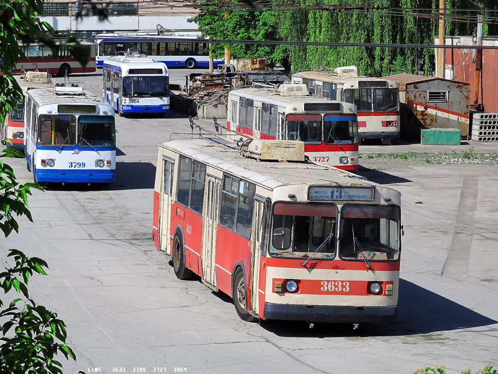 Кишинёв, ЗиУ-682В № 3633; Кишинёв, ЗиУ-682Г [Г00] № 3799; Кишинёв, RTEC 62321M1 № 3864; Кишинёв — Троллейбусный парк № 3