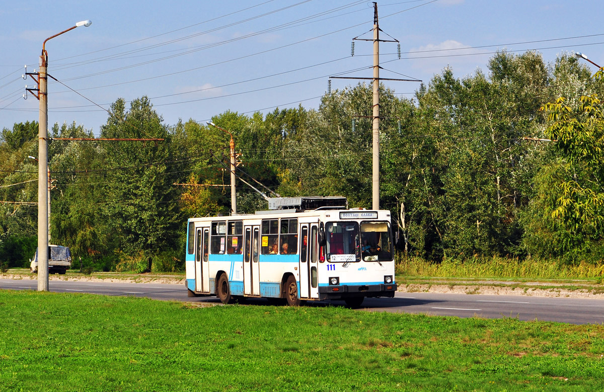 Полтава, ЮМЗ Т2 № 111