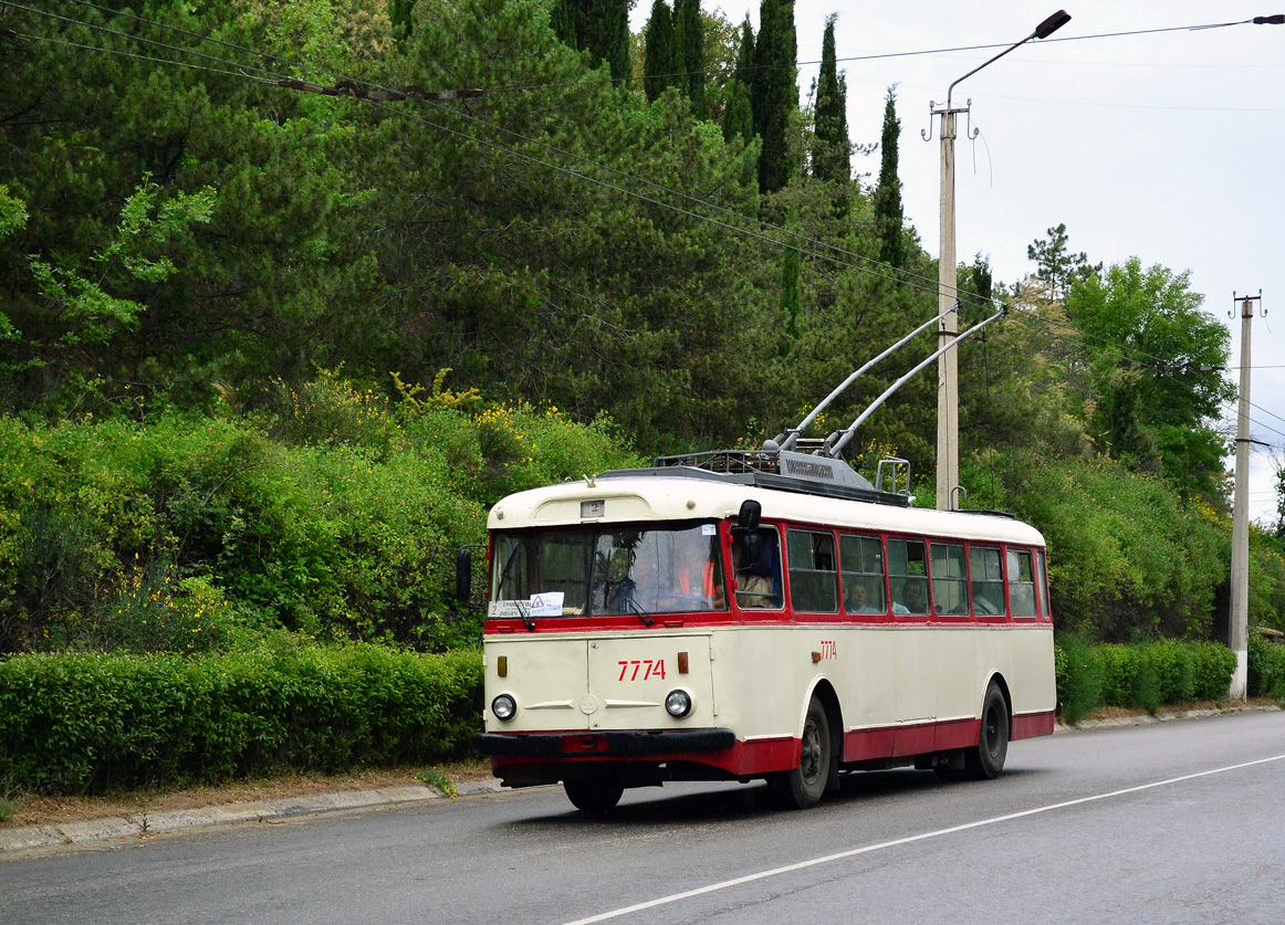 Крымский троллейбус, Škoda 9TrH27 № 7774