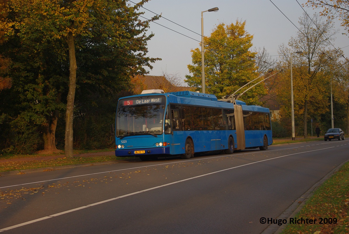 Арнем, Berkhof Premier AT18 № 5223