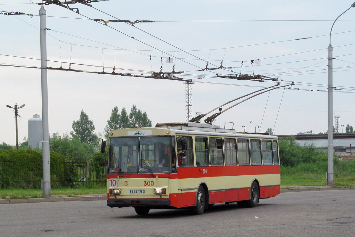 Каунас, Škoda 14Tr02/6 № 300
