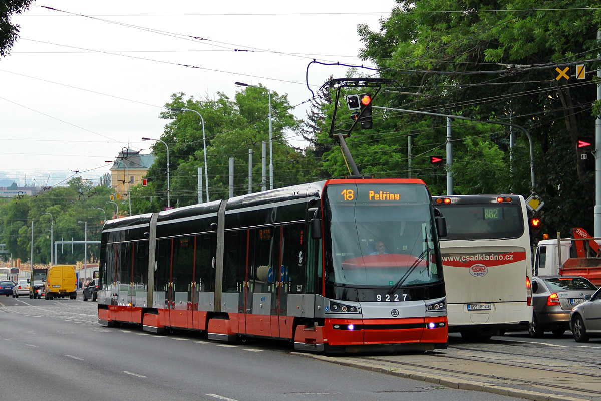 Прага, Škoda 15T3 ForCity Alfa Praha № 9227