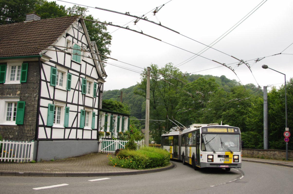 Золинген, Van Hool AG 280T № 7411 (11)