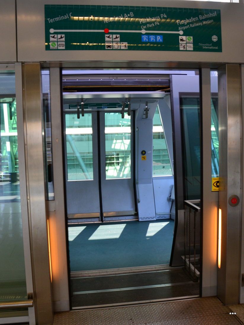 Дюссельдорф — Инфраструктура SkyTrain