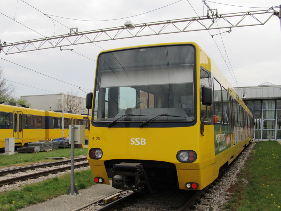 Штутгарт, Duewag DT8.S № 4128