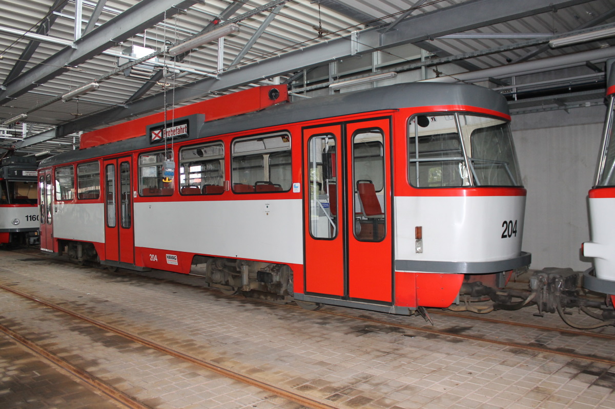 Halle, Tatra B4DC č. 204