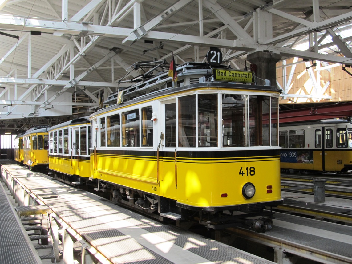 Stuttgart, Esslingen 2-axle motor car — 418