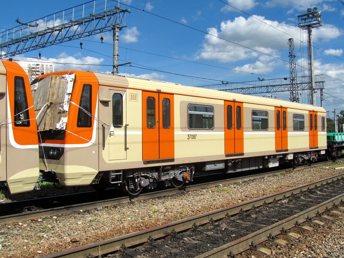 Баку, 81-760 № 37087; Москва — Метрополитен — Подвижной состав — 81-760/761 и 81-760А/761А/763А