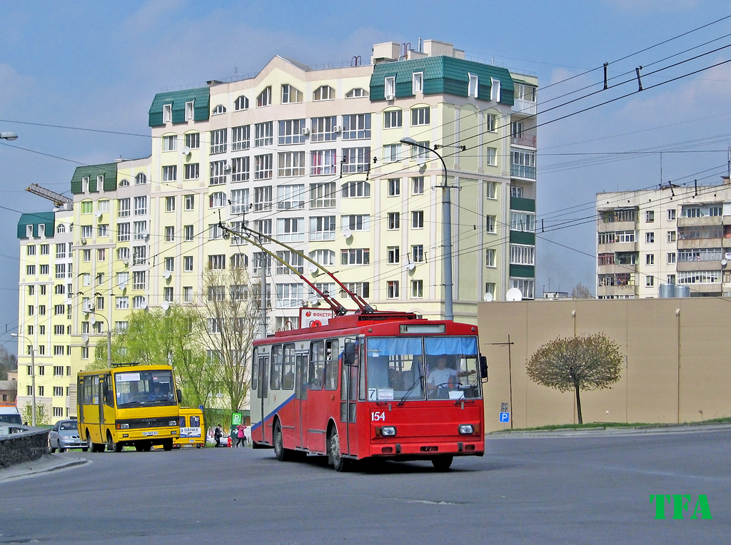 Ровно, Škoda 14Tr10/6 № 154