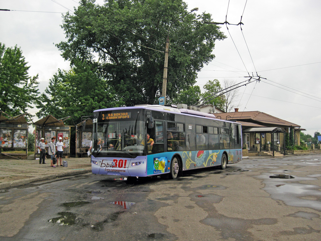 Славянск, ЛАЗ E183A1 № 203