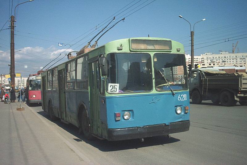 Санкт-Петербург, ЗиУ-682В [В00] № 6211