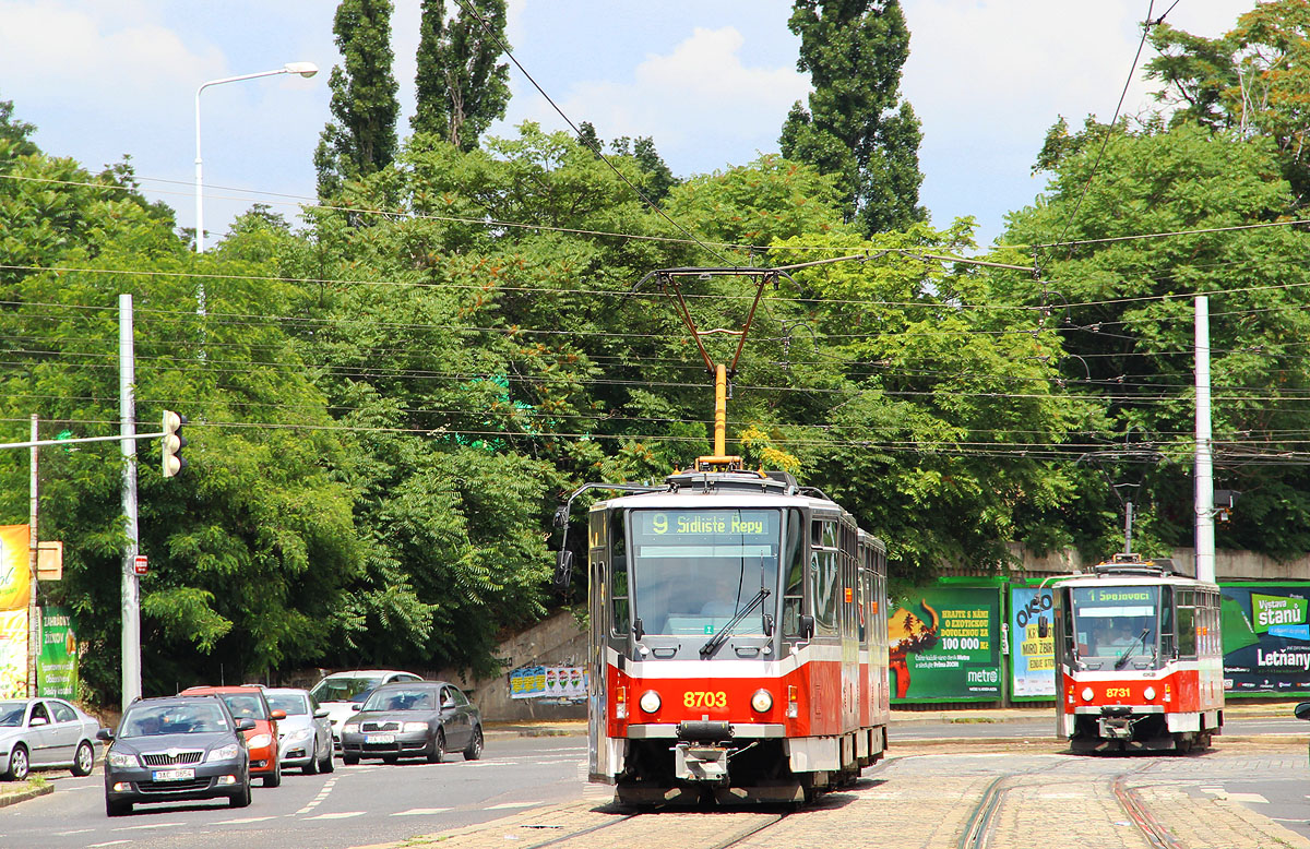 Прага, Tatra T6A5 № 8703; Прага, Tatra T6A5 № 8731