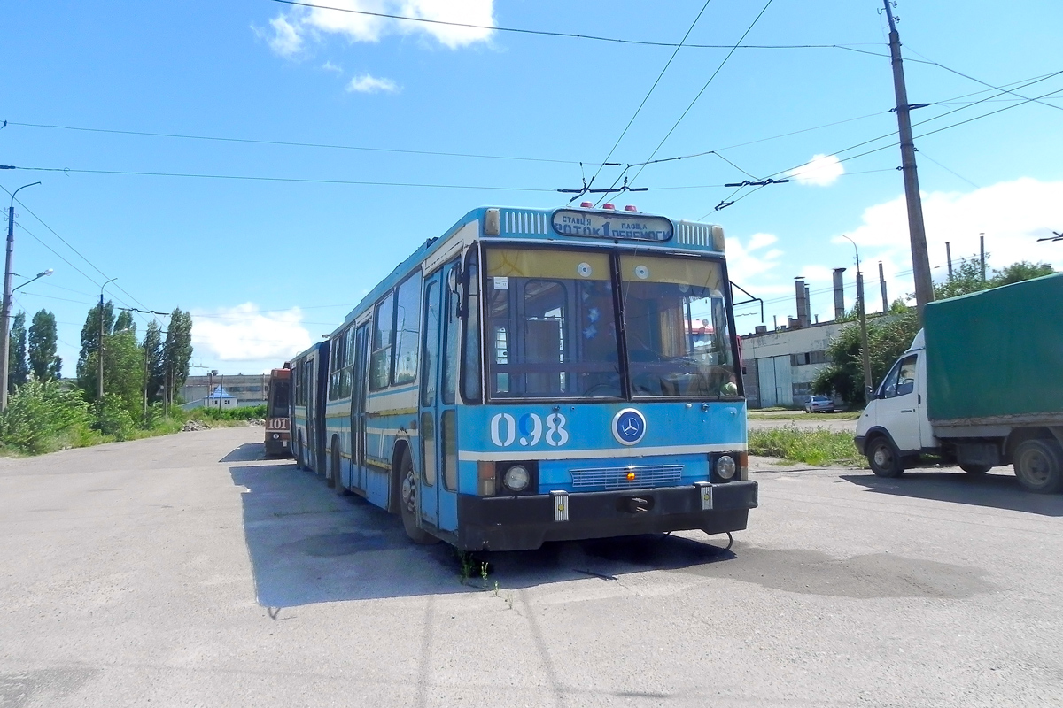 Белая Церковь, ЮМЗ Т1 № 098