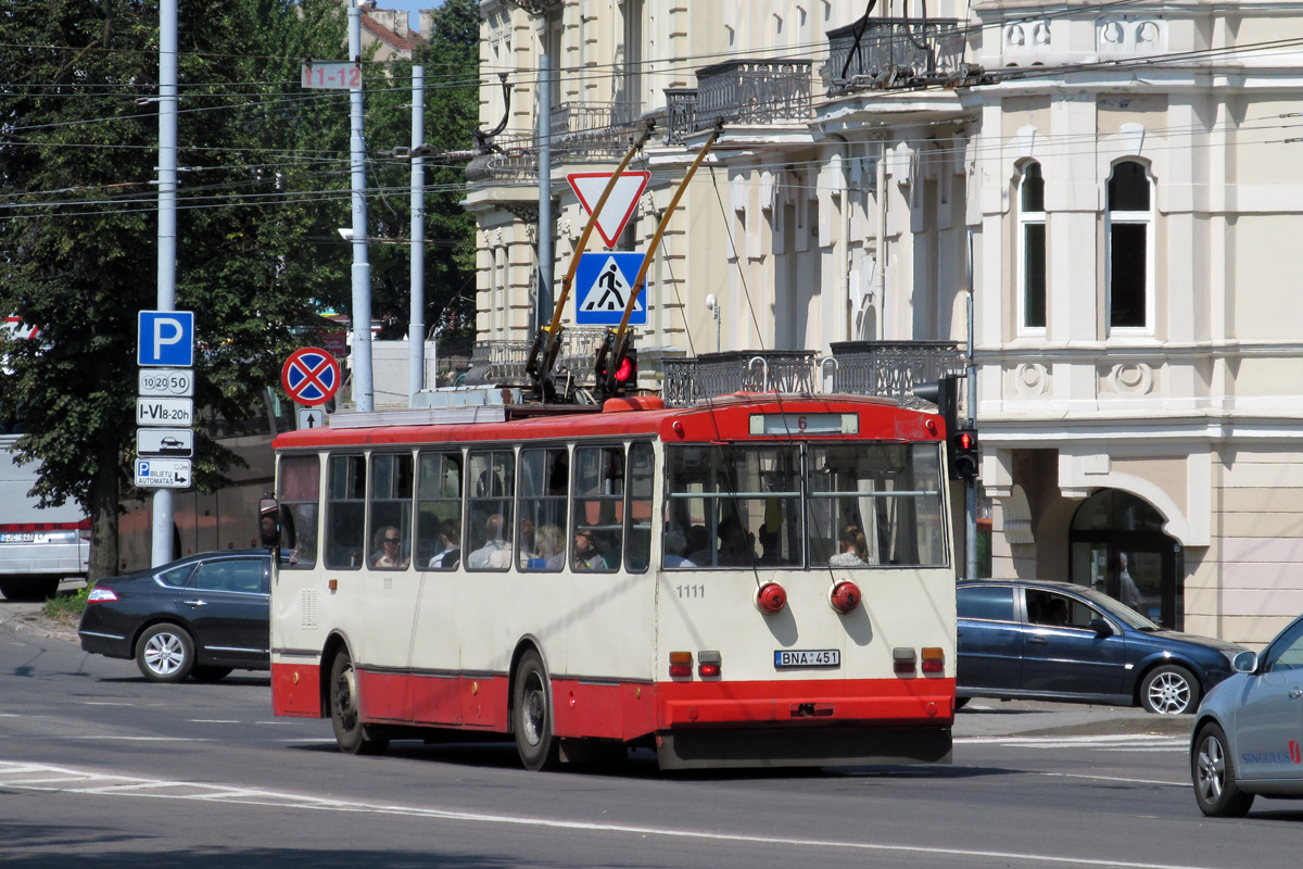 Вильнюс, Škoda 14Tr10/6 № 1111