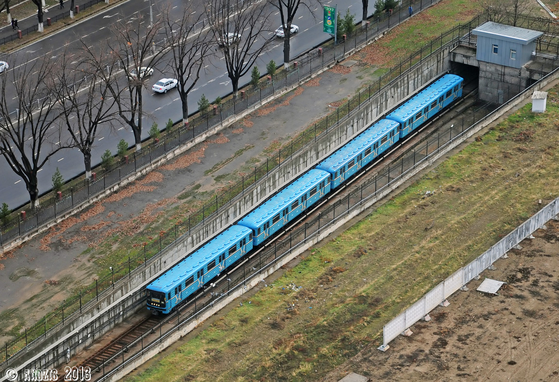 Ташкент, 81-717 (ЛВЗ) № 8637; Ташкент, 81-714 (ЛВЗ) № 7783; Ташкент, 81-714 (ЛВЗ) № 7789; Ташкент, 81-717 (ЛВЗ) № 8639