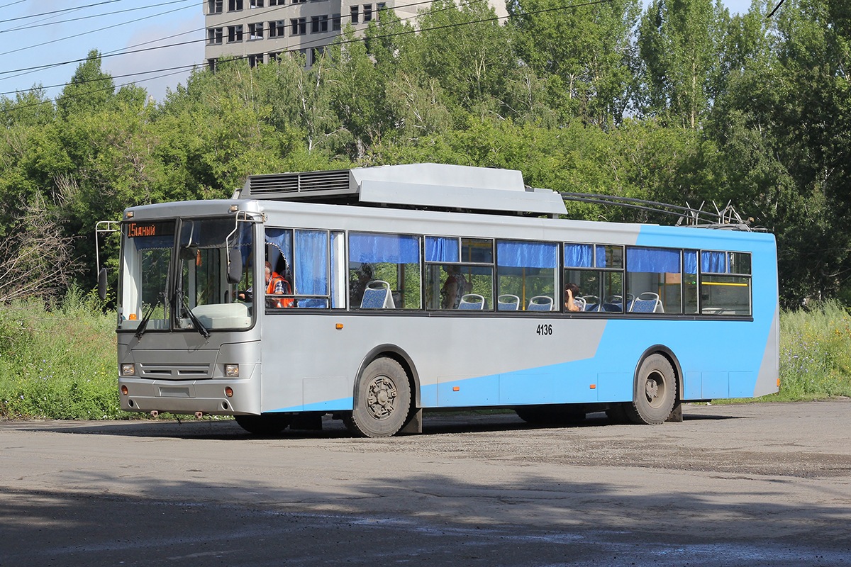 Барнаул, СТ-6217М № 4136